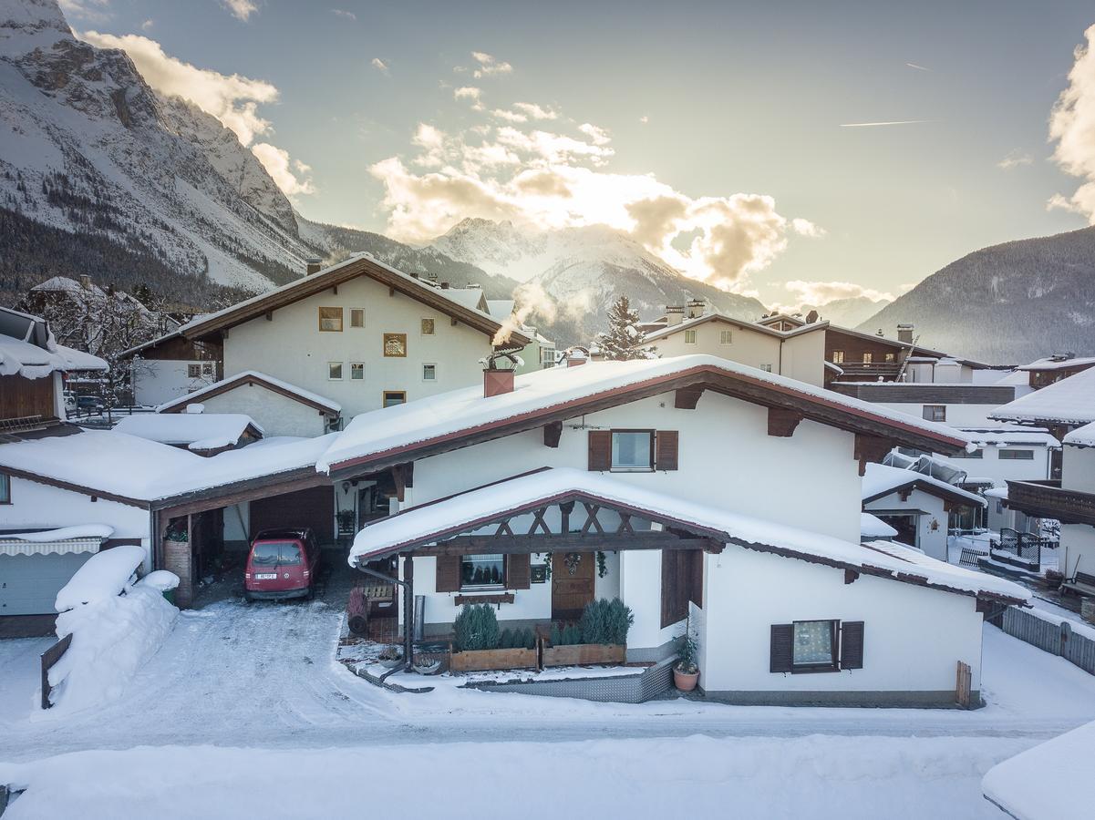 Chalet Holzerstubn エールヴァルト エクステリア 写真