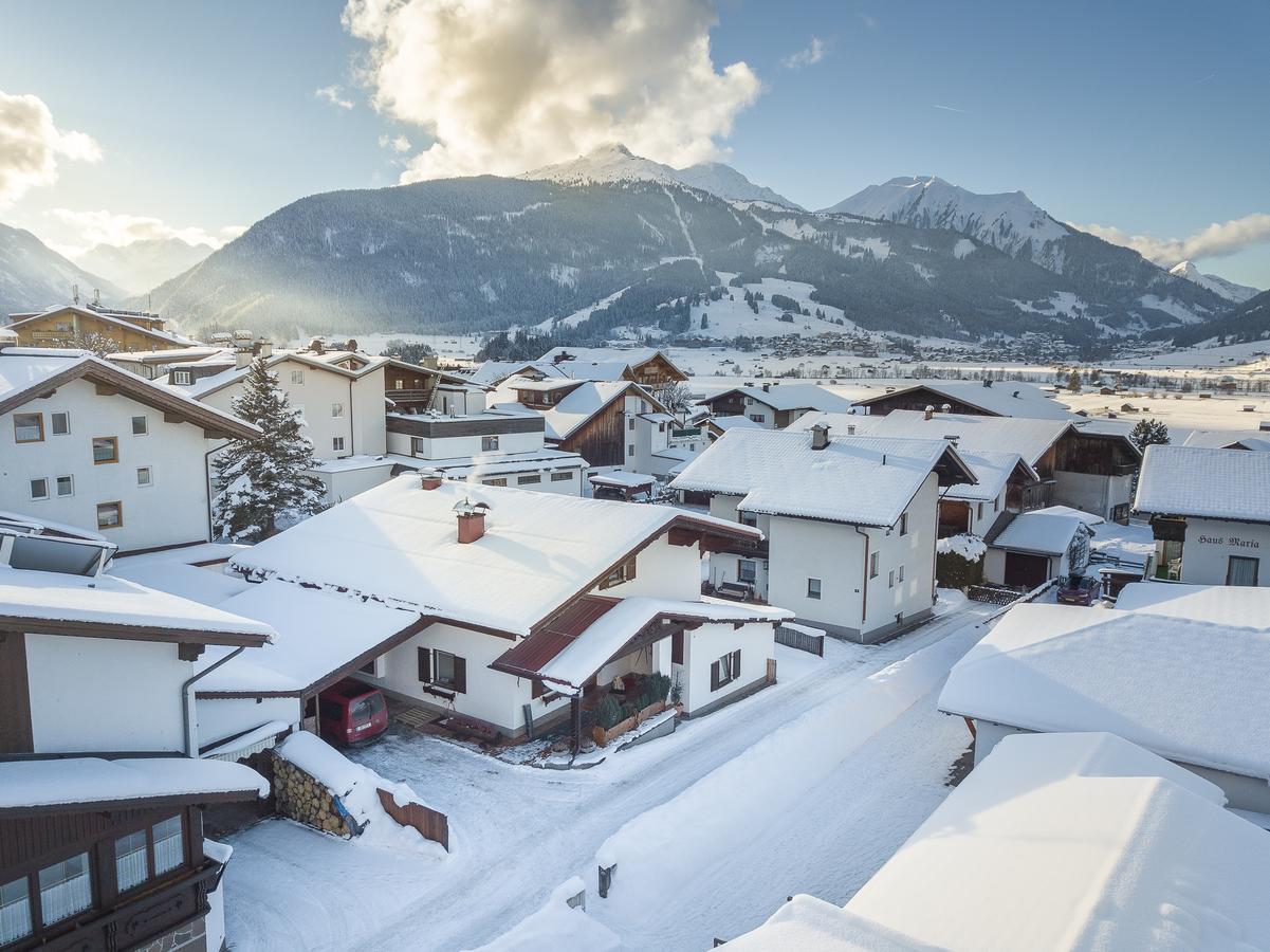 Chalet Holzerstubn エールヴァルト エクステリア 写真
